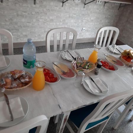 See U Inn 托雷拉 外观 照片